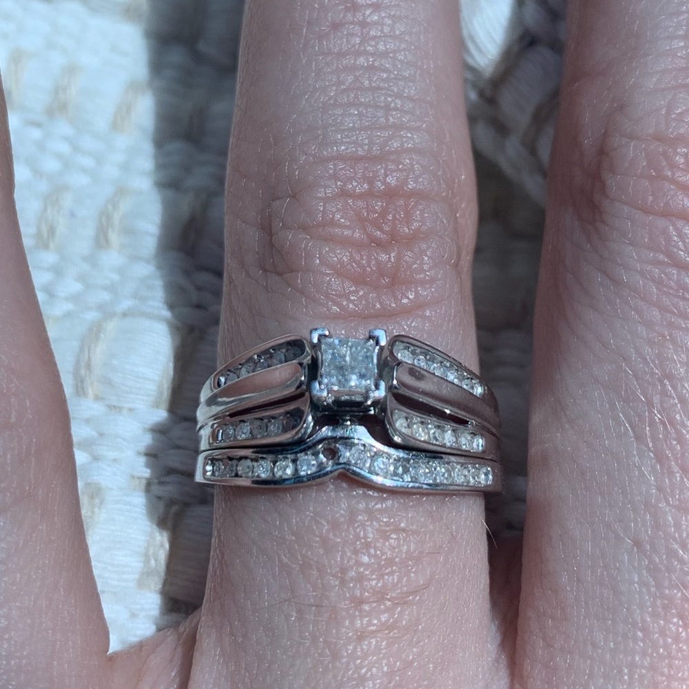 Engagement & wedding bands